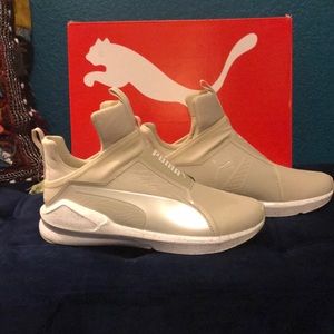NWT Puma Fierce Bleached Oatmeal